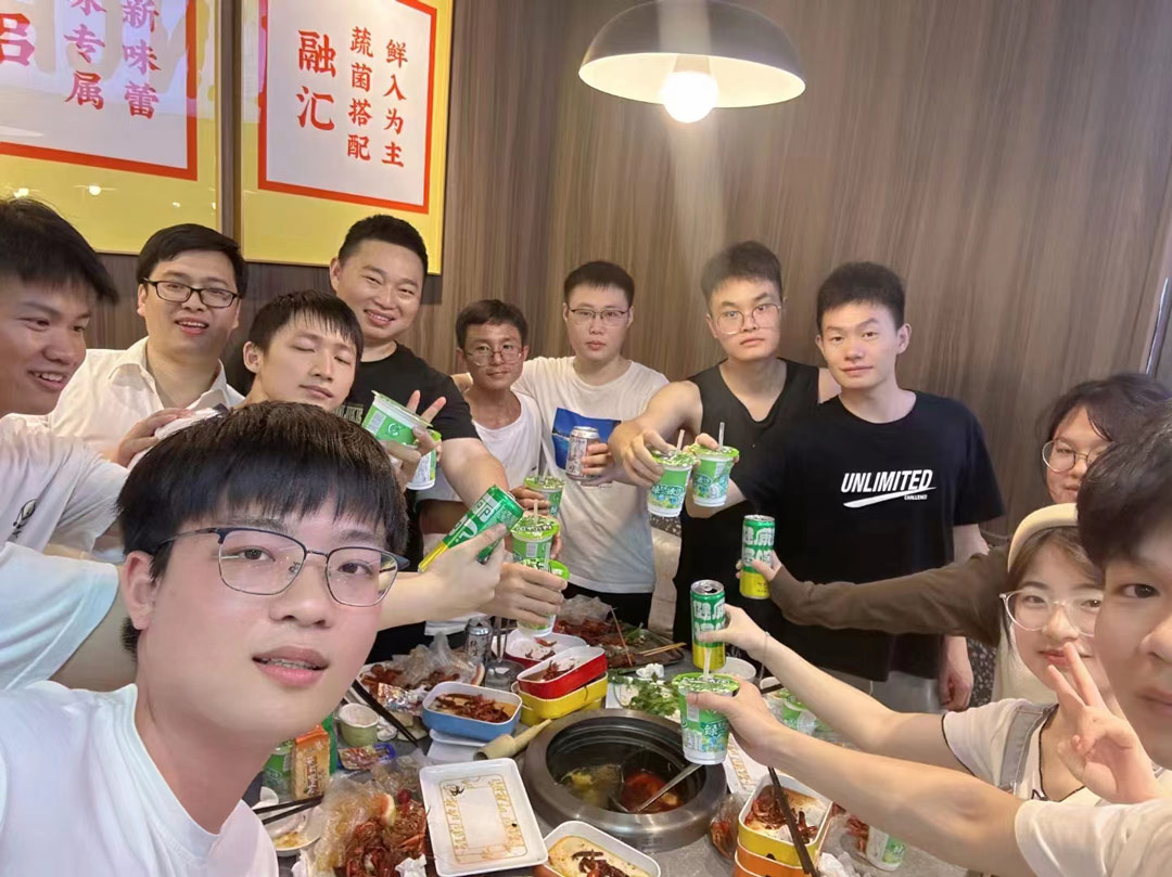 揚(yáng)帆起航，共創(chuàng)佳績(jī)